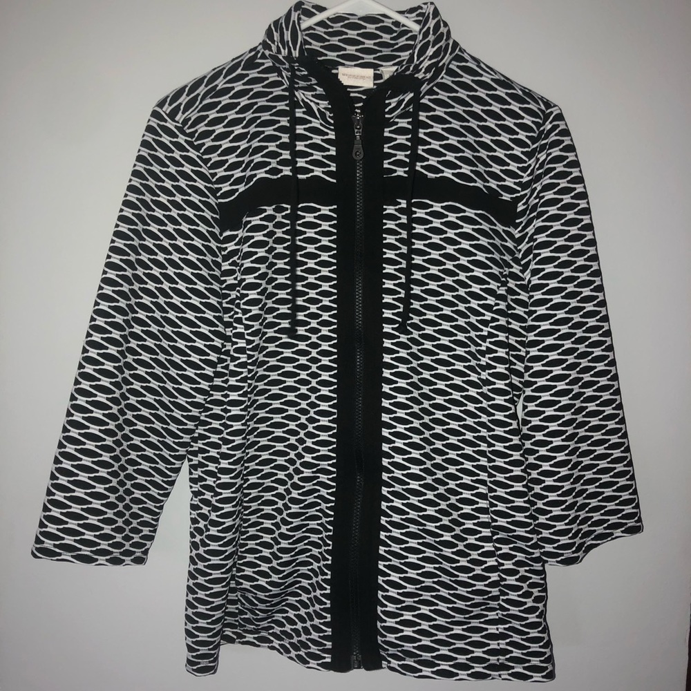 Women’s Weekends by Chico zip up jacket